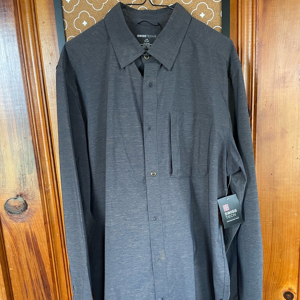 Mens SwissTech long sleeve button up shirt
